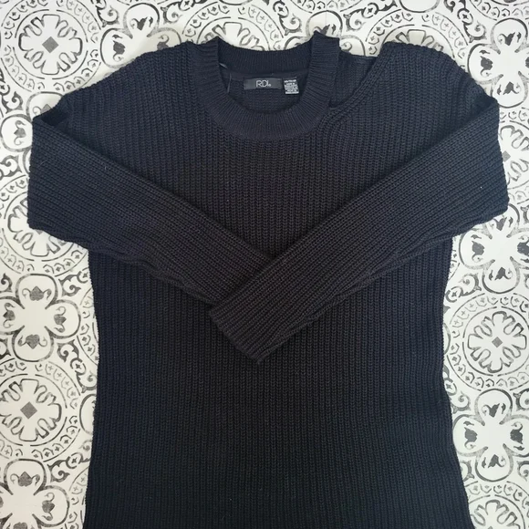 Women's Black Sweater - Picture 1 of 5